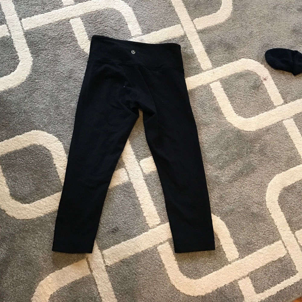 Lululemon crop wunder unders in black